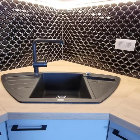 Z Duzym Tarasem W Super Lokalizacji W Lodzi W Poblizu Dworca Kolejowego Łódź