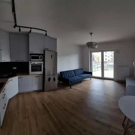 Z Duzym Tarasem W Super Lokalizacji W Lodzi W Poblizu Dworca Kolejowego Łódź