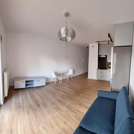 Z Duzym Tarasem W Super Lokalizacji W Lodzi W Poblizu Dworca Kolejowego Apartman